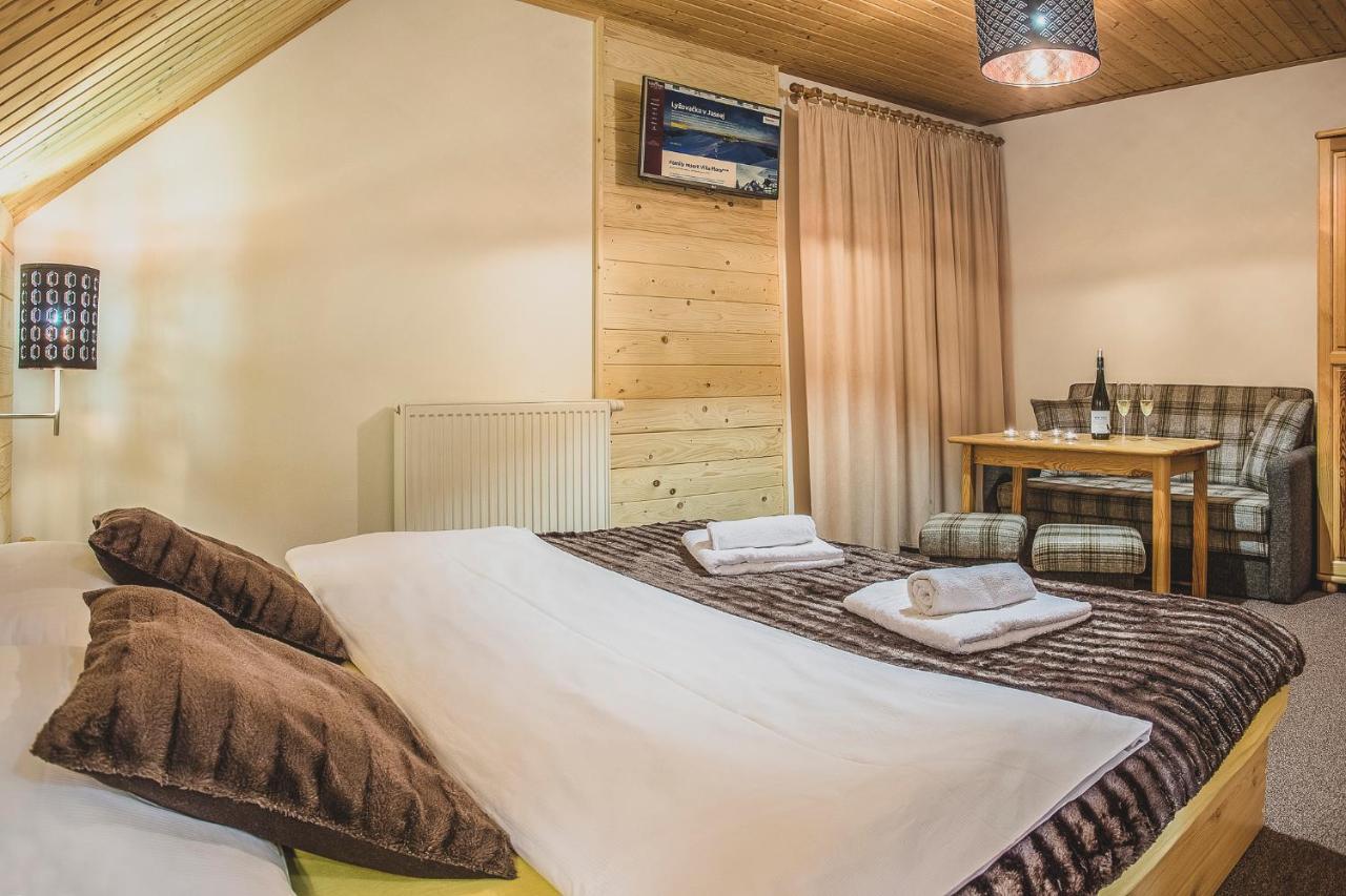 Apartmány a Štúdia Villa Flora Liptovská Sielnica Exterior foto