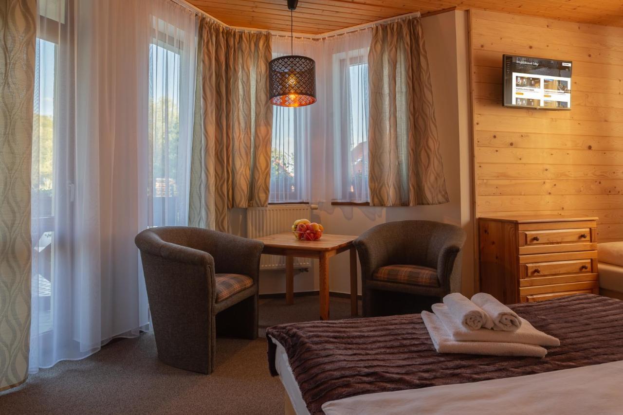 Apartmány a Štúdia Villa Flora Liptovská Sielnica Exterior foto