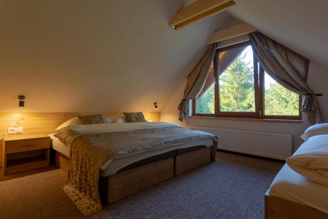 Apartmány a Štúdia Villa Flora Liptovská Sielnica Exterior foto