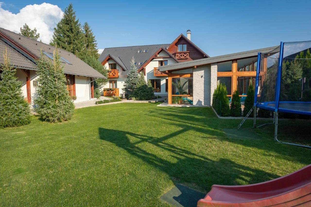 Apartmány a Štúdia Villa Flora Liptovská Sielnica Exterior foto